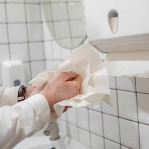 Virtue Plus Washroom Supplier Paper Towels Or Air Dryers - Best Paper Hand Towels For Bathroom